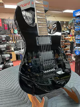 Dinky DK2X серии Jackson X, накладка на гриф Laurel, черный глянец X Series Dinky DK2X, Laurel Fingerboard, Gloss Black