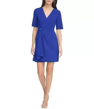 DKNY Surplice Платье из эластичного крепа Surplice с V-образным вырезом и короткими рукавами из искусственного запаха, синий
