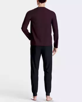 Длинная мужская пижама спицами с вышивкой на груди Impetus, бордовый