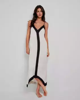 Длинная ночная рубашка на бретелях из атласной ткани Gisela, цвет Crudo