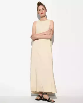 Длинное однотонное платье без рукавов Parfois, цвет Natural