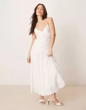 Длинное платье-комбинация ASOS DESIGN белого цвета с небольшой отделкой