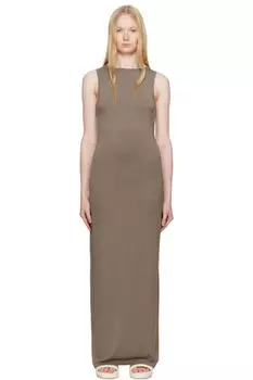 Длинное платье макси с вырезом лодочкой из гладких слоев серо-коричневого цвета SKIMS