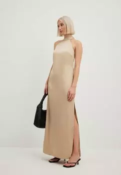 Длинное платье NA-KD