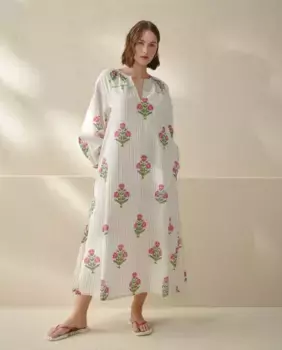 Длинное платье с длинными рукавами nfasis, белый