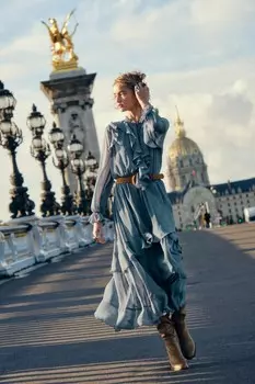 Длинное платье с поясом и воланами ZARA, синий/серый