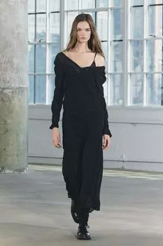Длинное платье со сборками коллекция zw ZARA, черный