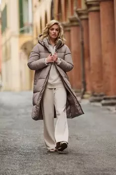 Длинное стеганое пальто с капюшоном The Set, нейтральный