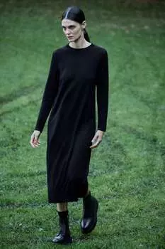 Длинное трикотажное платье ZARA, черный