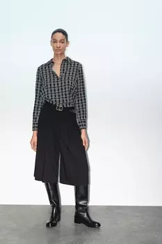 Длинные шорты-бермуды с поясом и вытяжками ZARA, черный