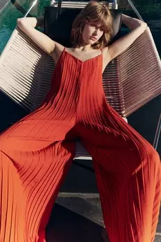 Длинный плиссированный комбинезон ZARA, светло-красный