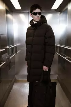Длинный пуховик H&M, черный