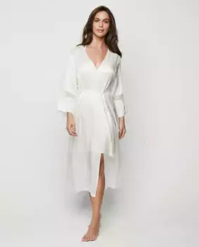 Длинный женский халат с внутренним бантом Selmark, цвет Crudo