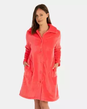 Длинный женский халат с застежкой на пуговицы Massana, розовый