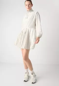 Дневное платье Lacoste, серый