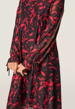 Дневное платье QUIOSQUE, черный