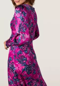Дневное платье QUIOSQUE, фиолетовый