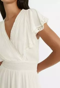 Дневное платье Stradivarius, белый