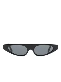 Dolce & Gabbana Eyewear солнцезащитные очки Re-Edition DNA в оправе 'кошачий глаз', черный
