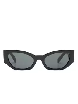 Dolce & Gabbana Eyewear солнцезащитные очки в оправе 'кошачий глаз', черный