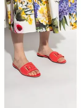 Dolce & Gabbana кожаные шлепанцы с тисненым логотипом, красный