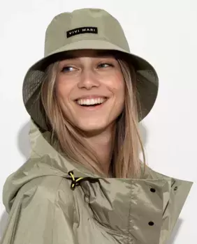 Дождевик с фирменными деталями Vivi Mari, светло-зеленый