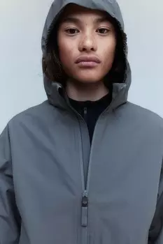 Дождевик унисекс из Stormmove H&M, серый