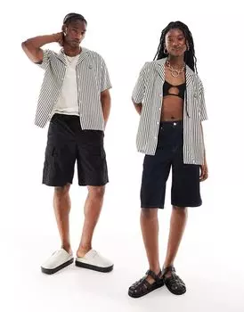 Dr Denim Unisex – Madi – Рубашка свободного кроя с короткими рукавами в бело-зеленые полоски