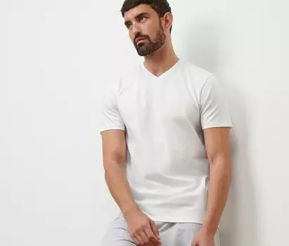 Две футболки с V-образным вырезом Tchibo, белый