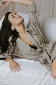 Двубортный свободный тренчкот Nocturne, цвет mink