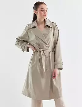 Двубортный тренч KYR на клетчатой подкладке кремового цвета KYR