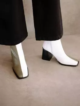 Двухцветные ботильоны South (пыльный оливковый/ярко-белый) Alohas