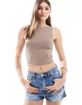 Двухслойный укороченный топ с воротником-борцовкой ASOS DESIGN
