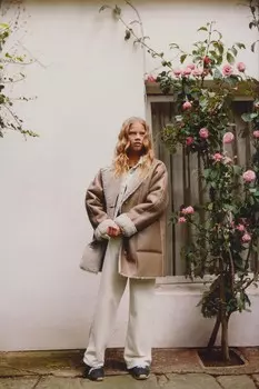 Двухстороннее пальто из искусственной овчины ZARA, светло-коричневый