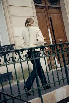 Двухсторонняя куртка из искусственной овчины ZARA, экрю