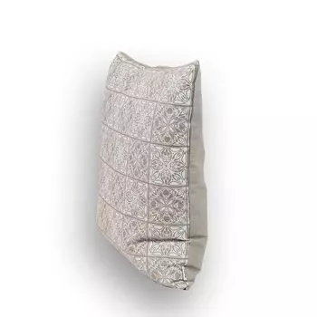 Двусторонний чехол на подушку beties "Арабески" ок. 60x60 см с принтом в виде плитки.