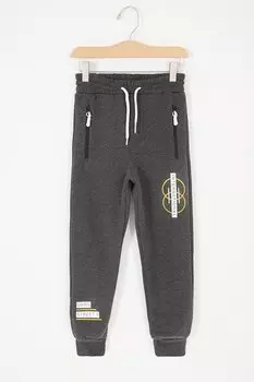 Дымчатые спортивные штаны в рубчик для мальчиков с карманами на молнии и текстовым принтом 17051 Cansn Mini