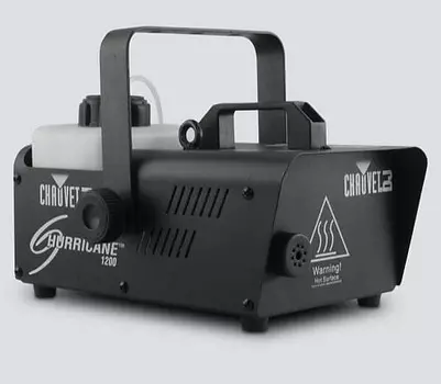 Дымогенератор Chauvet Hurricane 1200 Fog Machine with Remote
