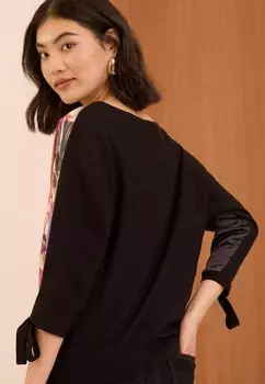 Джемпер BATWING- REGULAR FIT Love & Roses, черный