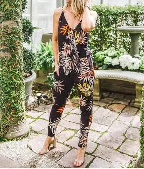 Джемпер Jafar Floral в темно-синем цветочном узоре Veronica M