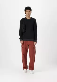 Джемпер JJEGLOBE KNIT CREW NECK Jack & Jones, цвет Mottled Dark Grey