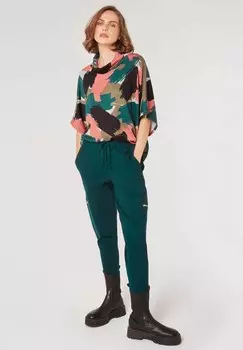 Джемпер PAINT STROKE Apricot, хаки