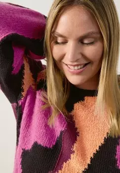 Джемпер RUNDHALS MIT AUSGEFALLENEM DESSIN Samoon, черный