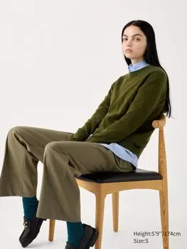 Джемпер с круглым вырезом из 100% кашемира Uniqlo, цвет 54 зеленый