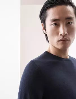 Джемпер с круглым вырезом из чистой мериносовой шерсти экстра-тонкой выделки Autograph, темно-синий