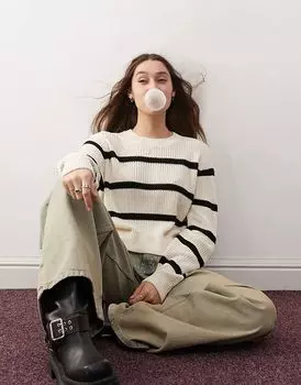 Джемпер с круглым вырезом в кремово-черную полоску Noisy May