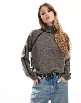 Джемпер с высоким воротом и контрастной отделкой швом коричневого цвета Pieces