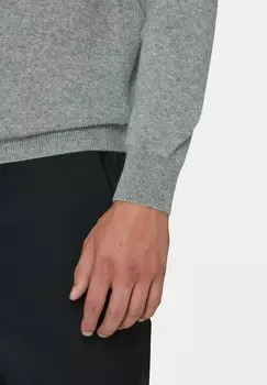 Джемпер VALTER ROUNDNECK Oscar Jacobson, серый