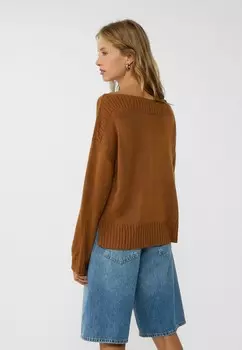 Джемпер WITH BOAT NECK Stradivarius, коричневый