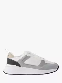 Джесси зашнуровывает кроссовки KG Kurt Geiger, цвет Grey/Multi